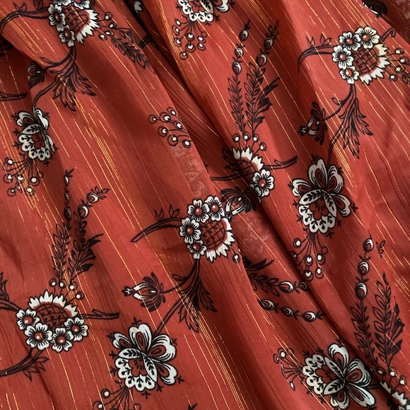 Ann Taylor Burnt Orange Metallic Floral Off The Shoulder Halter Top SZ S - Picture 3 of 4